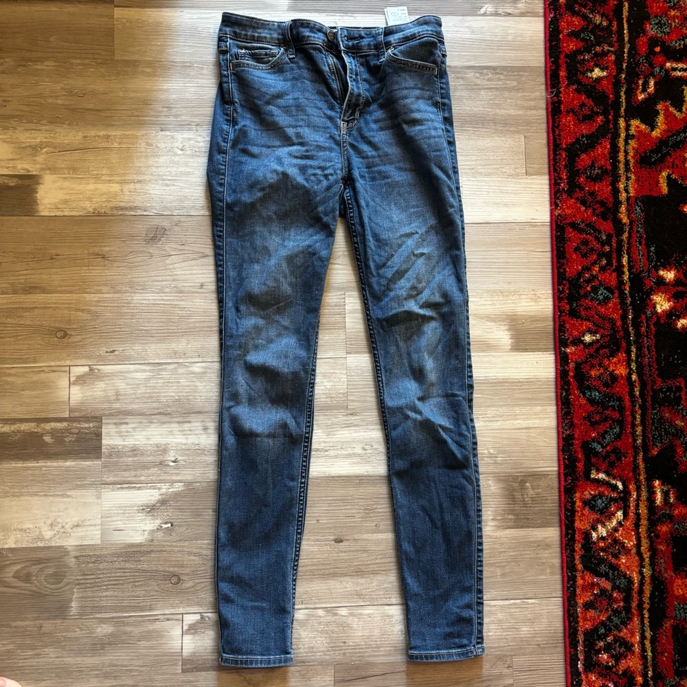 Hollister Classic Blue Women's Jeans